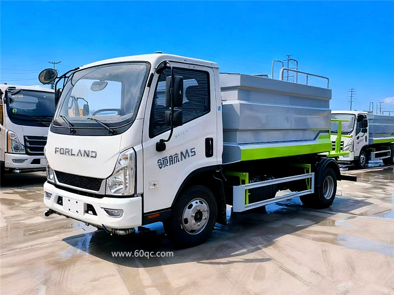 福田領(lǐng)航M5藍(lán)牌抑塵車